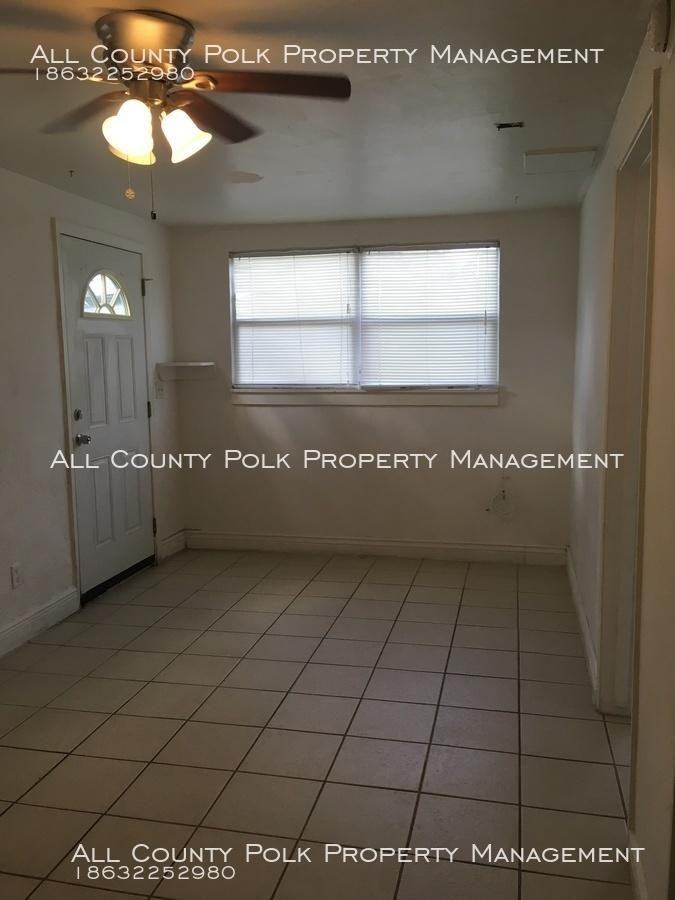 1103 N Combee Road - Photo 3 of 15