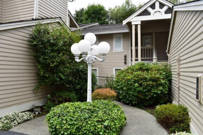 434 3rd Av S - Photo 3 of 17