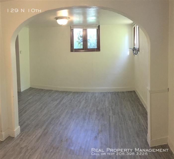 129 N 10th - Photo 2 of 5