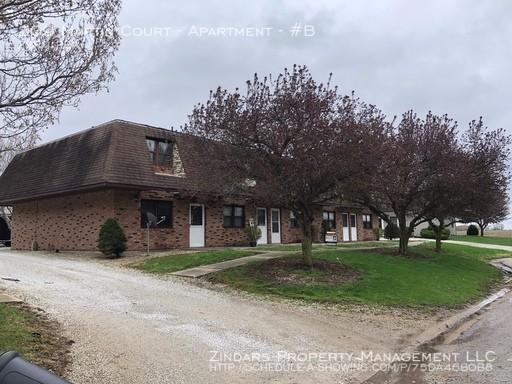 209 Martin Court - Apartment - Photo 2 of 3