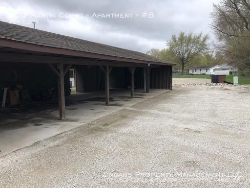 209 Martin Court - Apartment - Photo 3 of 3