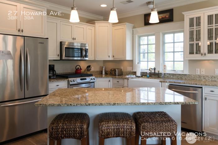 27 Howard Ave. - Photo 2 of 11