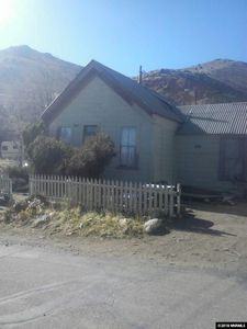 308 A St - Photo 2 of 2