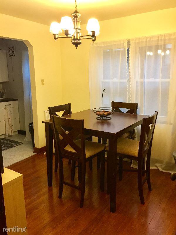 1866 Perrott Street 2 - Photo 3 of 12