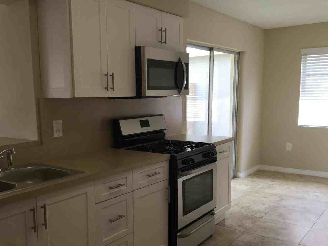 3005 Midland Pl - Photo 2 of 7