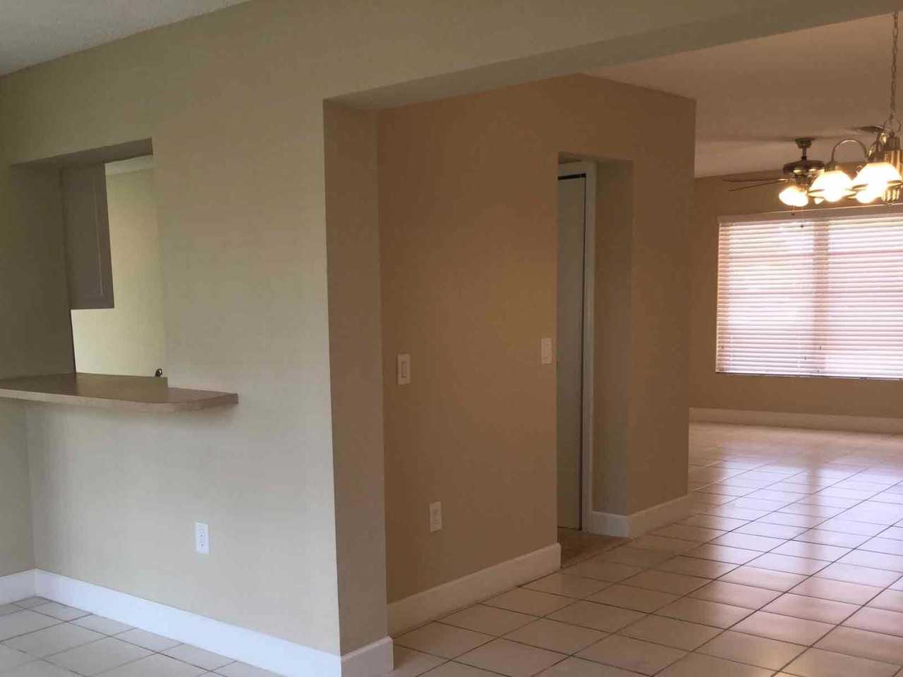 3005 Midland Pl - Photo 3 of 7