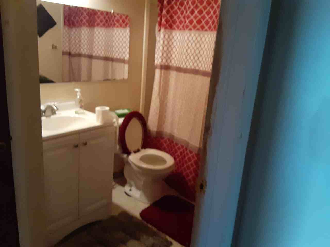 634 Grant Ave - Photo 2 of 7