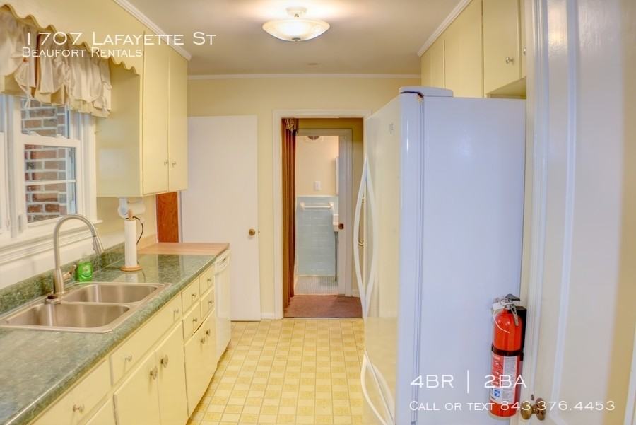 1707 Lafayette St - Photo 3 of 17