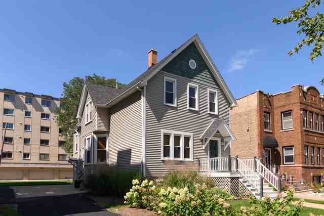 209 Marengo #1 - Photo 2 of 20