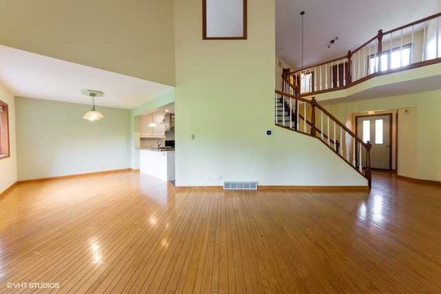 1784 Pebble Beach Dr - Photo 3 of 17