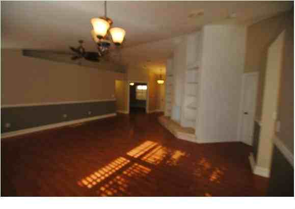 7417 Nw 1st Mnr - Photo 3 of 6