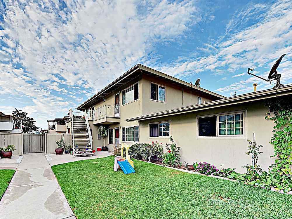 1623 Coriander Dr Apt C - Photo 2 of 9