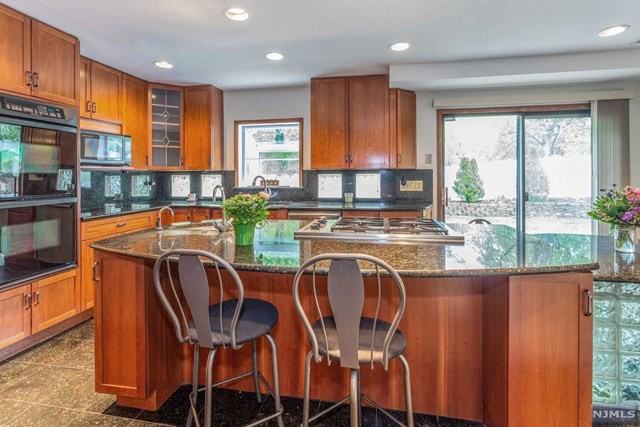 649 Midvale Court - Photo 3 of 24