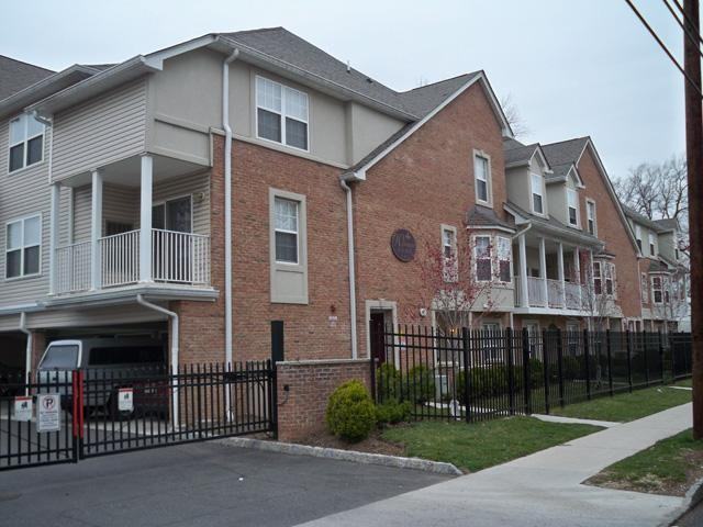 Westminster Arms Apartments 444 Westminster Ave, Elizabeth, NJ 07208