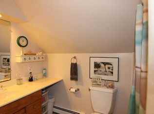 18 Christian Hill Rd - Photo 3 of 9