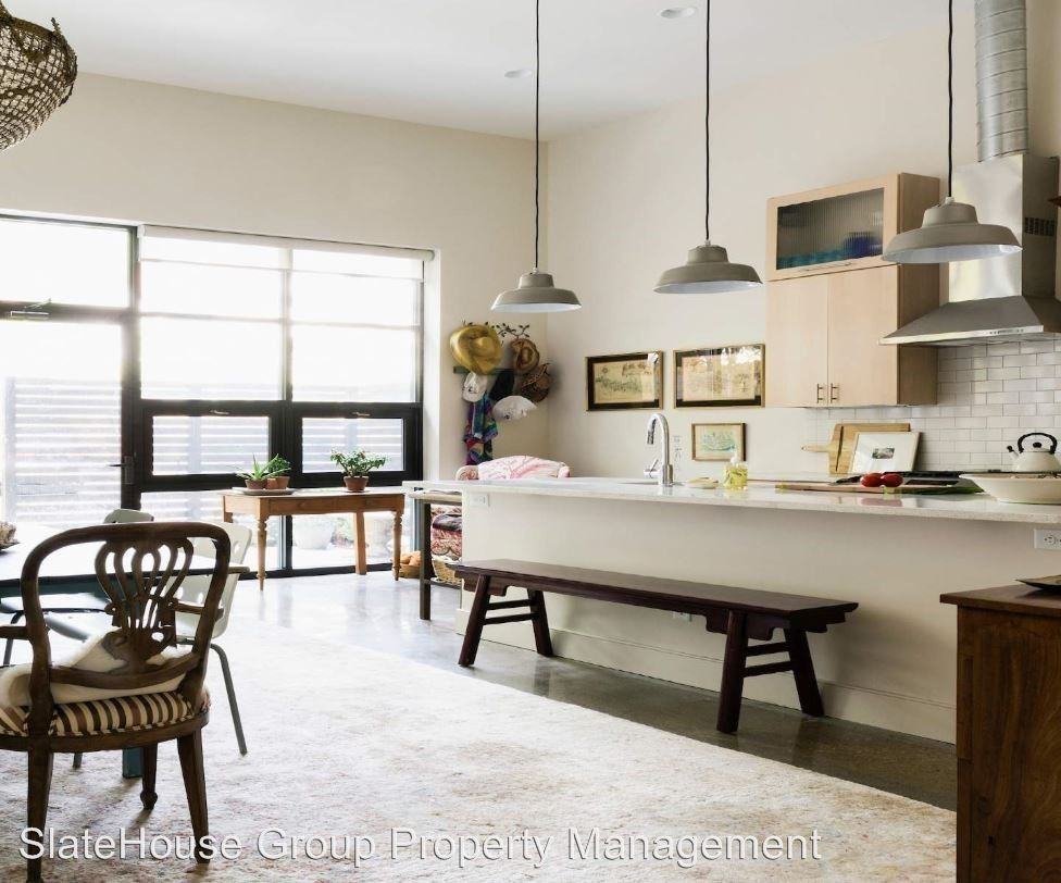 945 Woodrow Ave - Photo 3 of 13