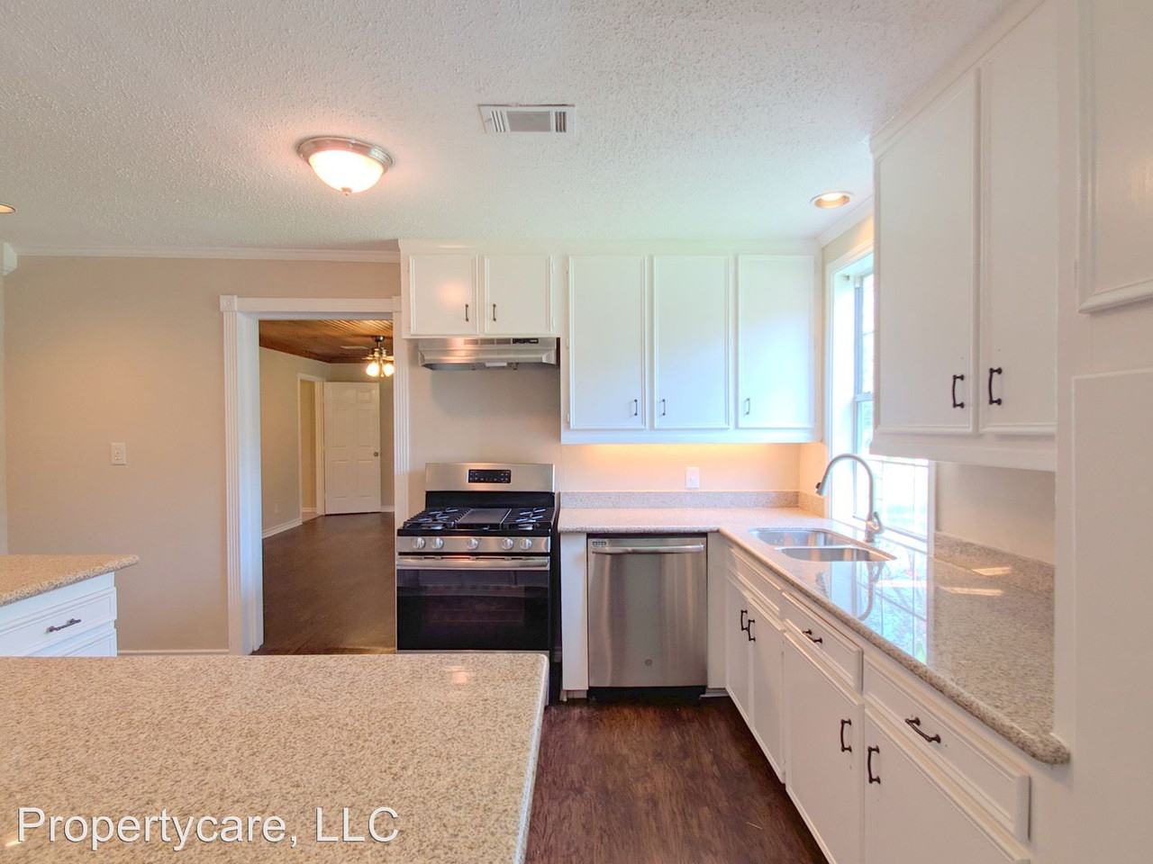 4118 White St. - Photo 3 of 16