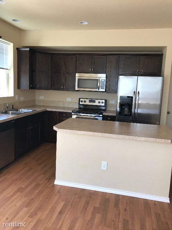 1975 Winamac - Photo 2 of 10