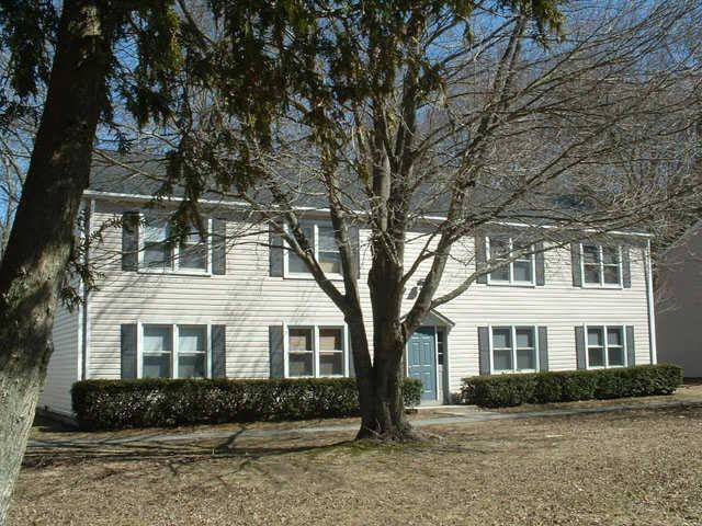 Fox Run Apartments - Photo 3 of 8