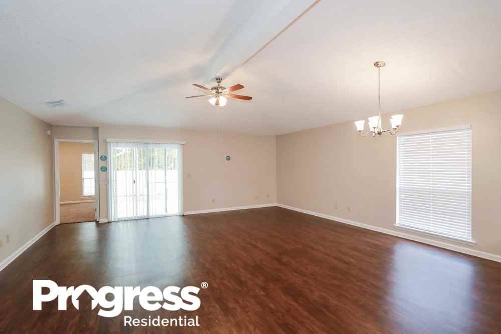 9018 Blalock Ct - Photo 3 of 15