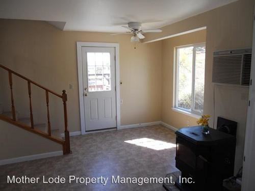 4778 Little John Rd - Photo 3 of 10