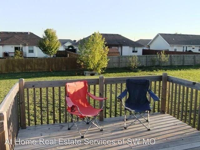 5552 W David - Photo 3 of 15