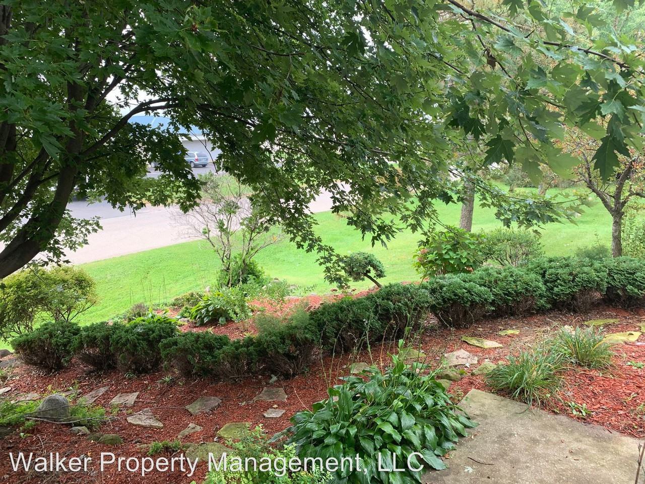 110 W. Footville Hanover Rd. - Photo 2 of 23