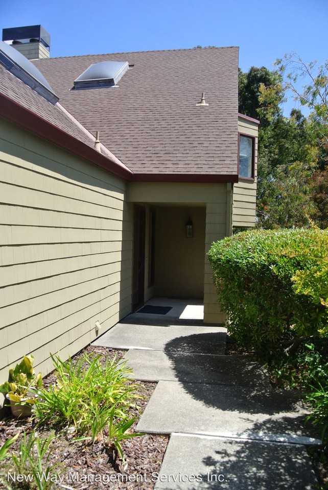 3340 Southridge Drive - Photo 2 of 26