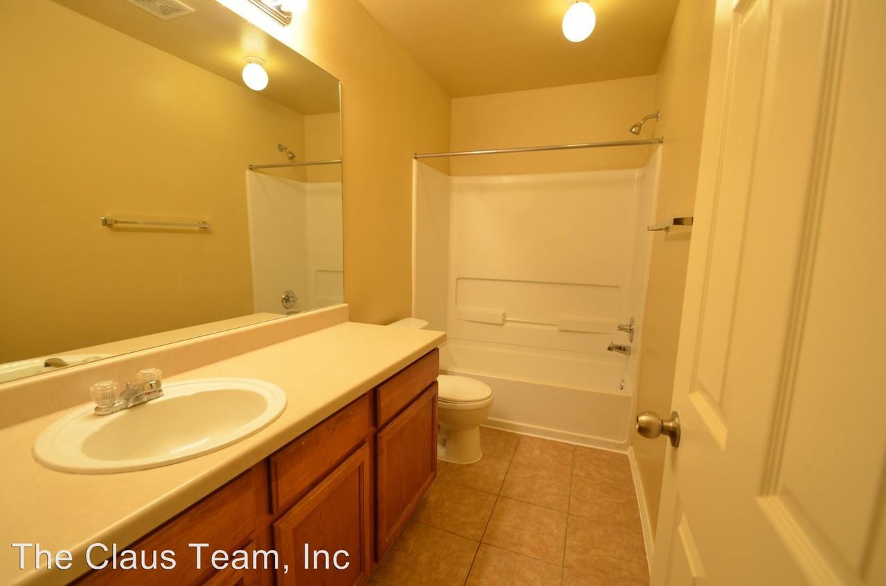 10619 Mathom Landing - Photo 3 of 24