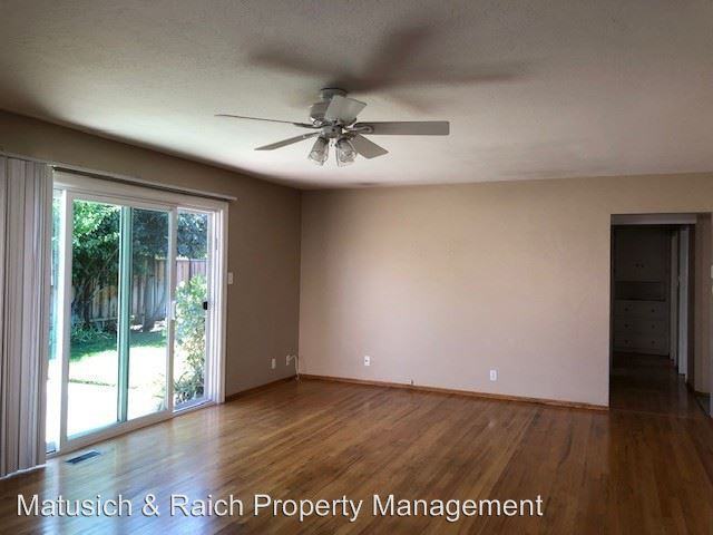 1974 Kirby Way - Photo 3 of 8
