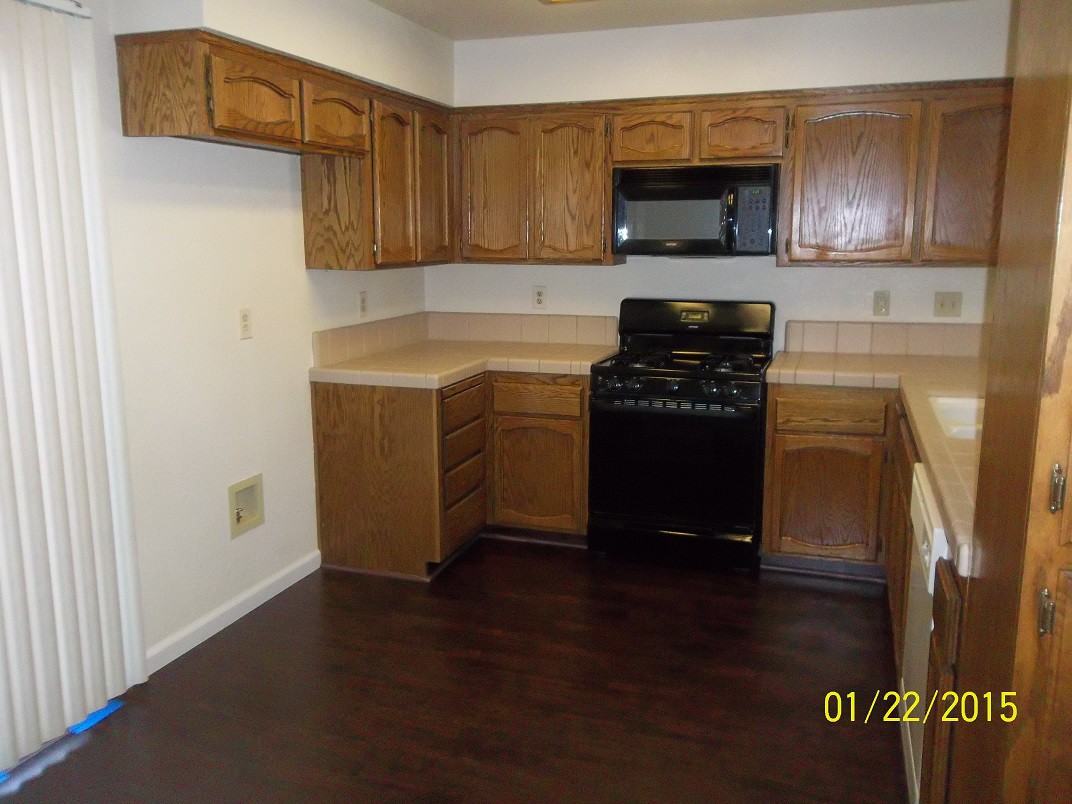 8124 Pinefield Dr - Photo 2 of 17
