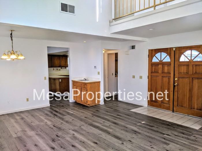 1584 Sycamore Lane - Photo 2 of 19