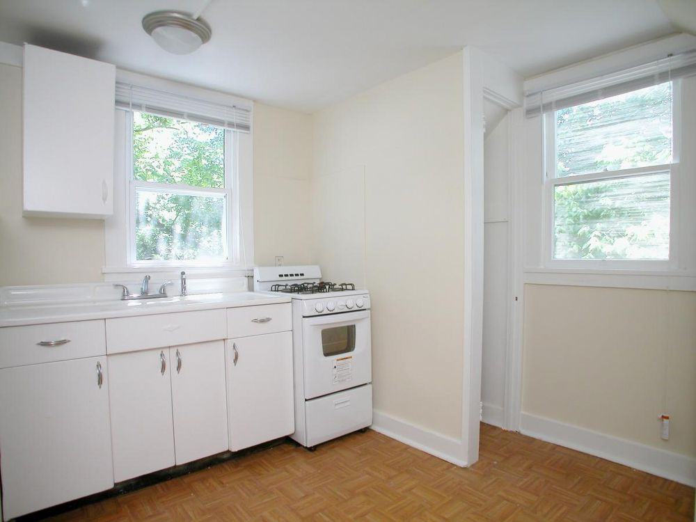 451 Durand Dr. Ne - 7 - Photo 3 of 5