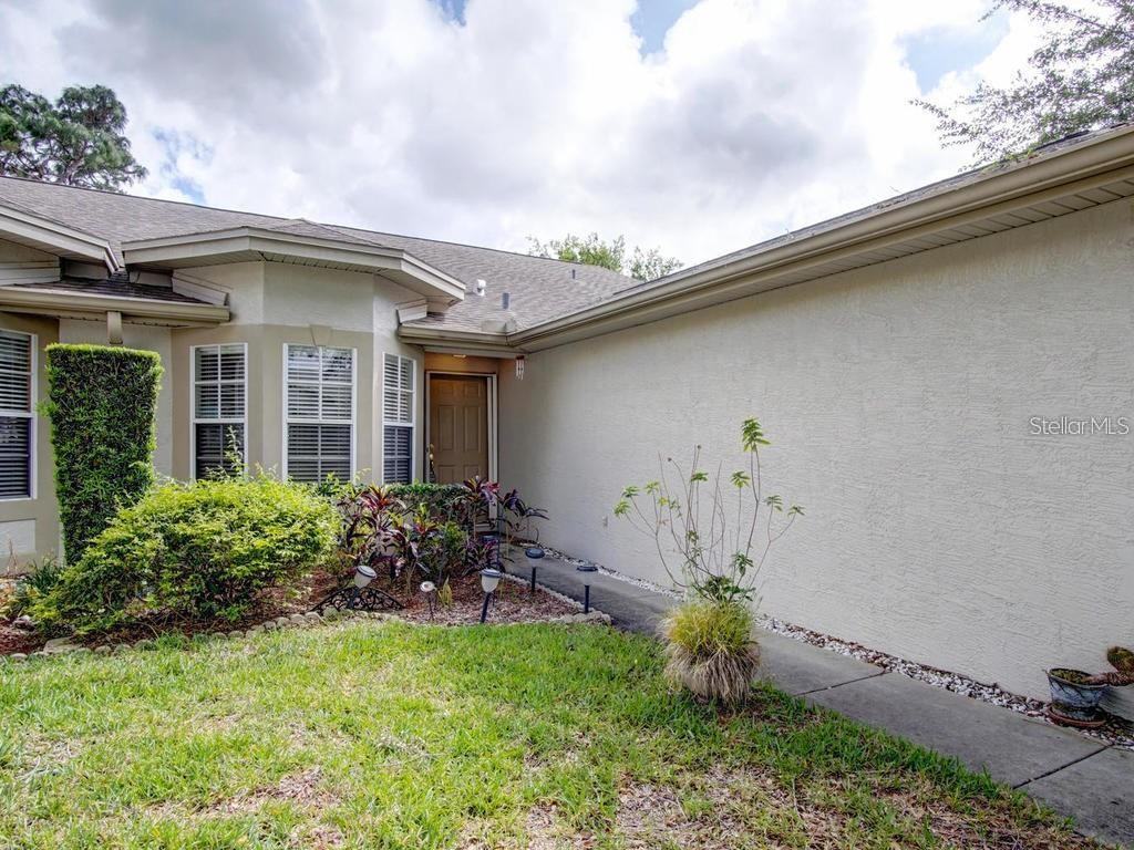 2545 Estancia Boulevard - Photo 2 of 16