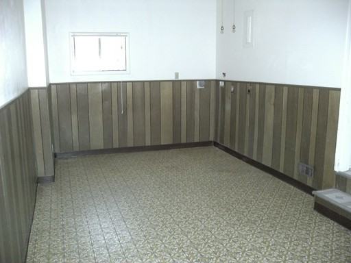 1419 Rushmore Dr - Photo 2 of 8