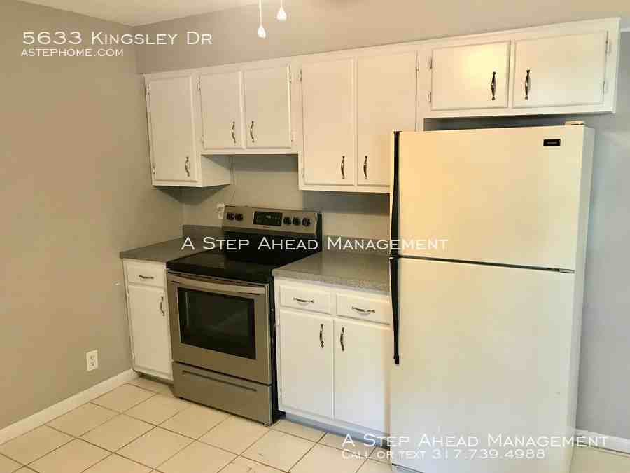 5633 Kingsley Dr - Photo 2 of 13