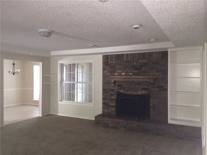 942 Shell Lane - Photo 2 of 16