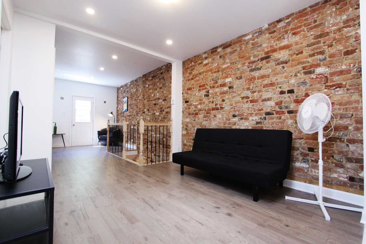 3645 Avenue de l'Hôtel-de-Ville - Photo 3 of 11