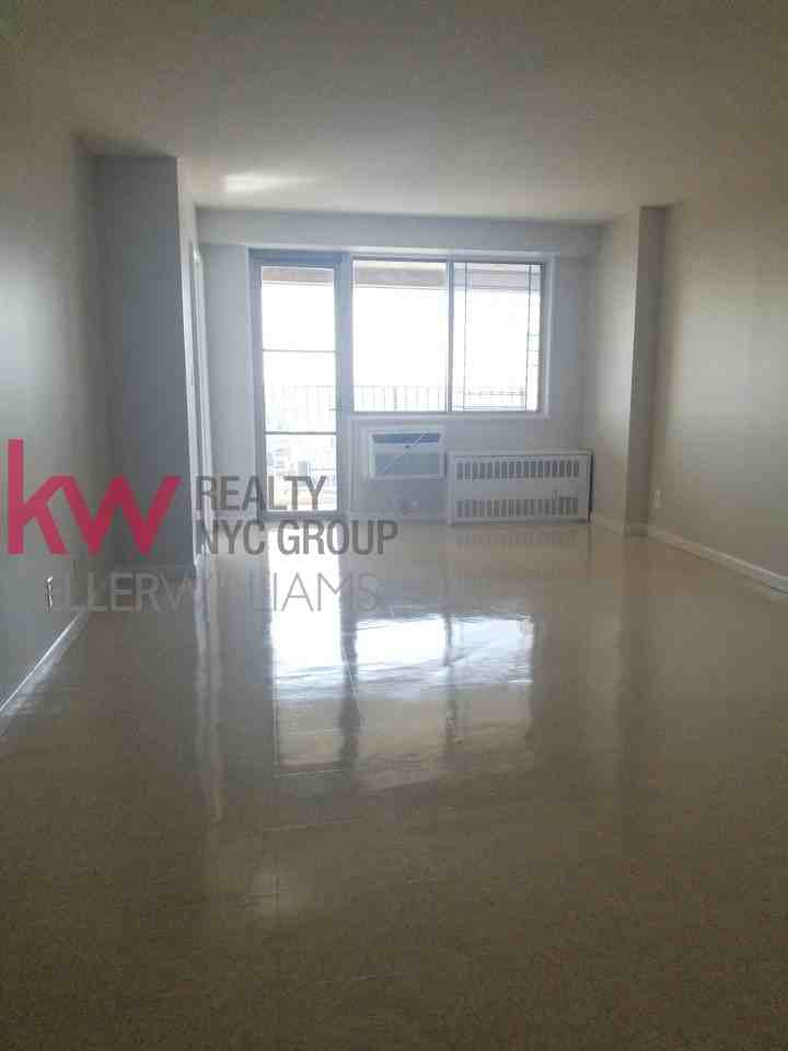 N 3rd Ave & E Sidney Ave, Mt Vernon, NY 10550, US #21H