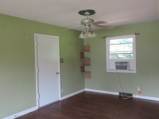 611 S Washington Ave - Photo 3 of 13