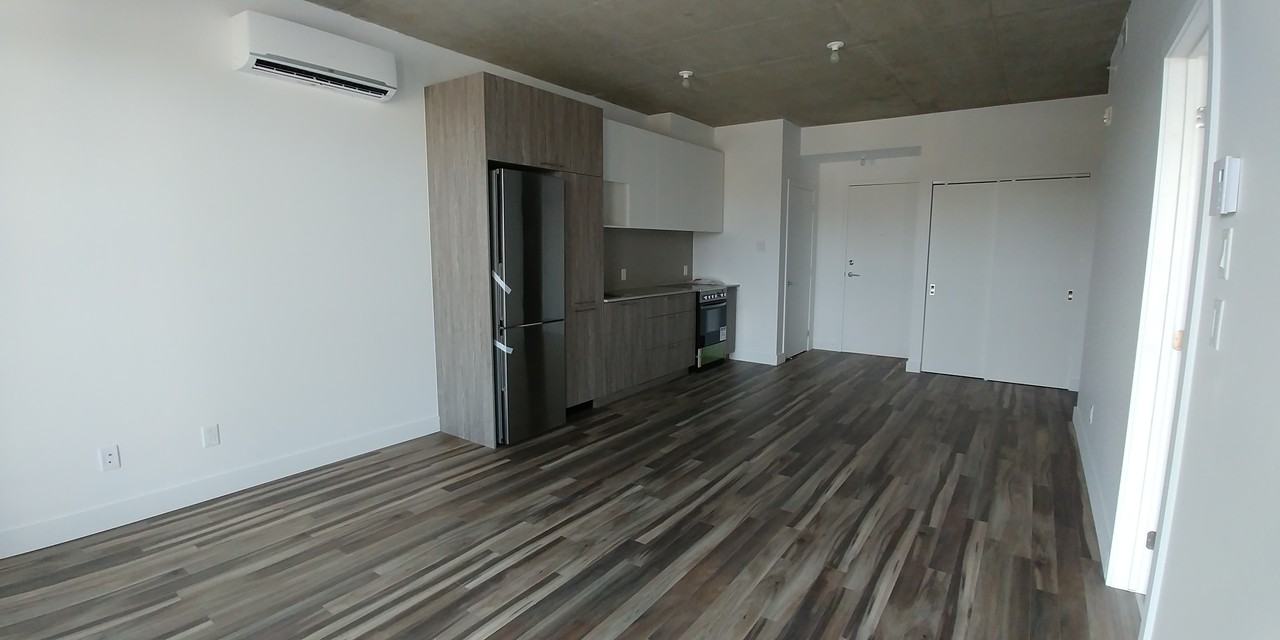 6 Avenue Donegani - Photo 2 of 8
