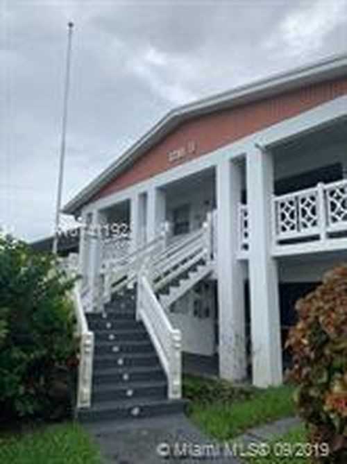 1711 Northwest 46th Avenue - Photo 3 of 6
