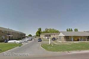 2105 St John Ave - Photo 3 of 26