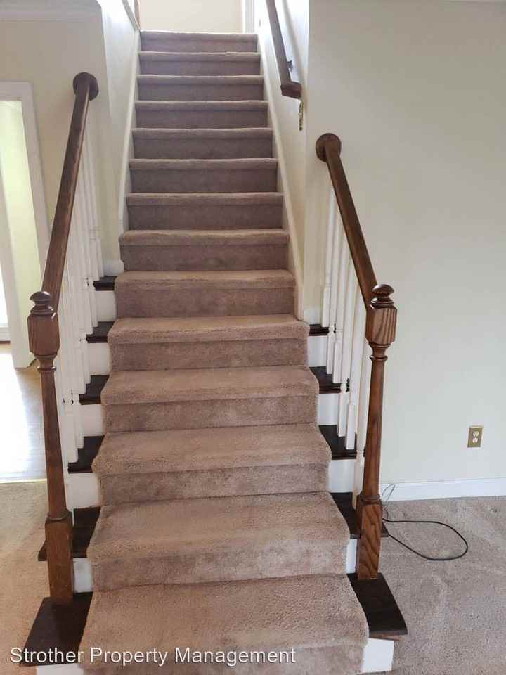 632 Bromsworth Trail - Photo 3 of 16