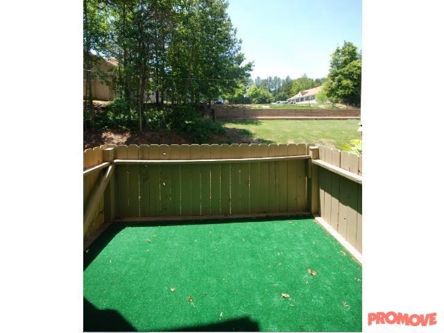 Dunwoody Glen - Photo 2 of 10