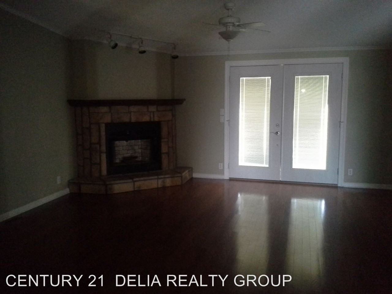 5229 Hwy 171 - Photo 2 of 12