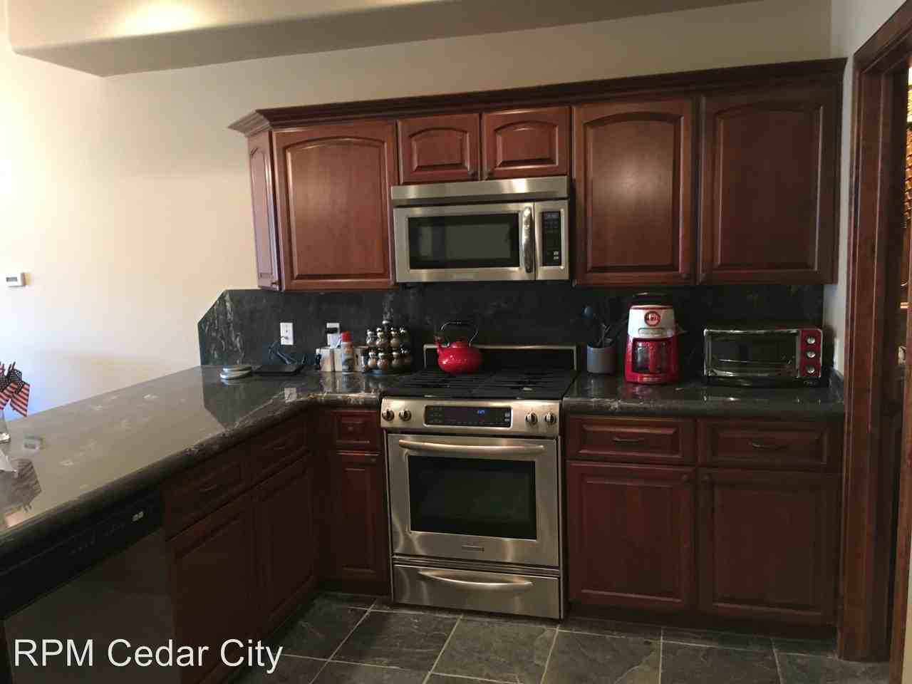 565 Vassels Rd #B10 - Photo 3 of 37