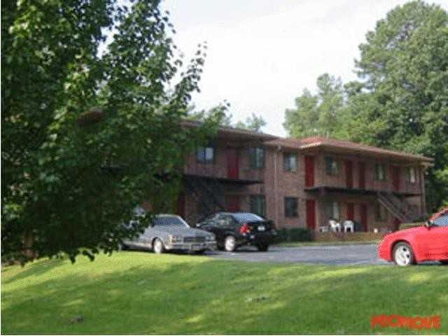 Country Gardens - Photo 3 of 5