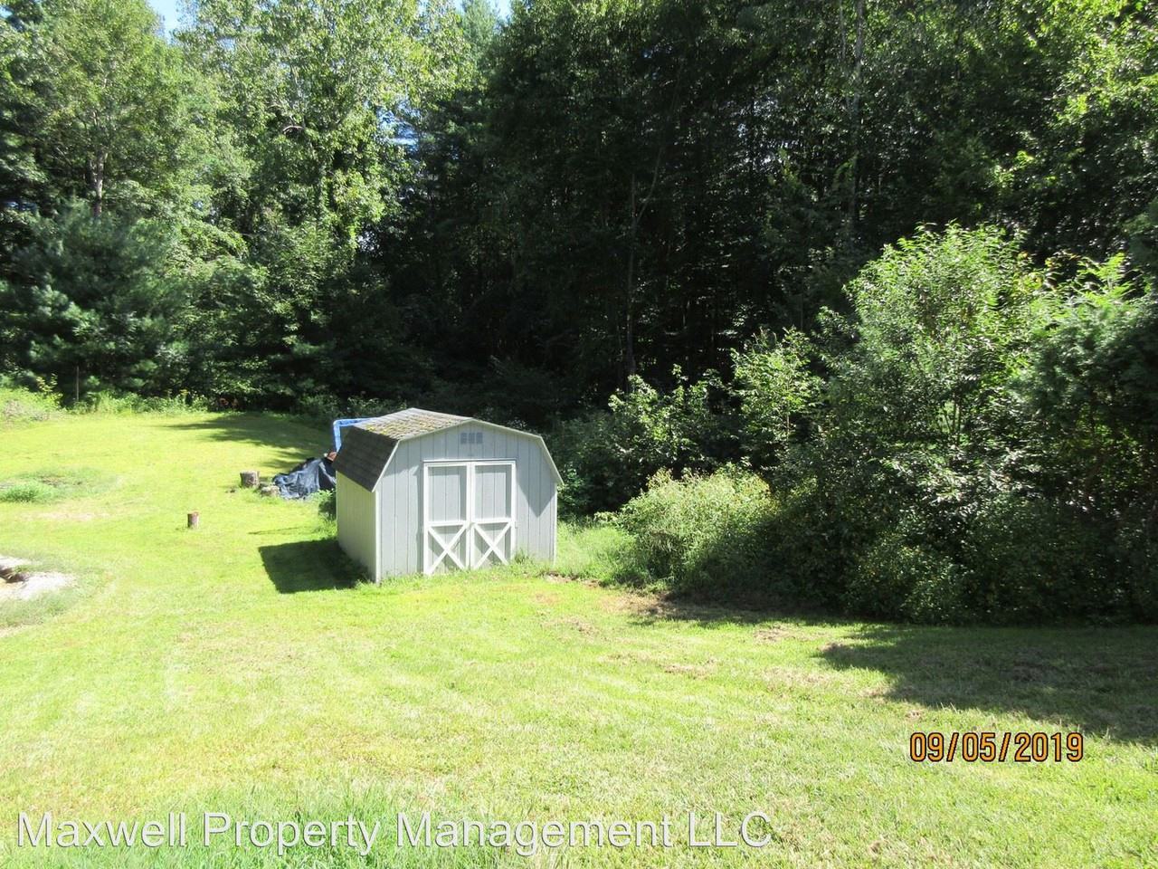 21 Gates Avenue North - Photo 3 of 36