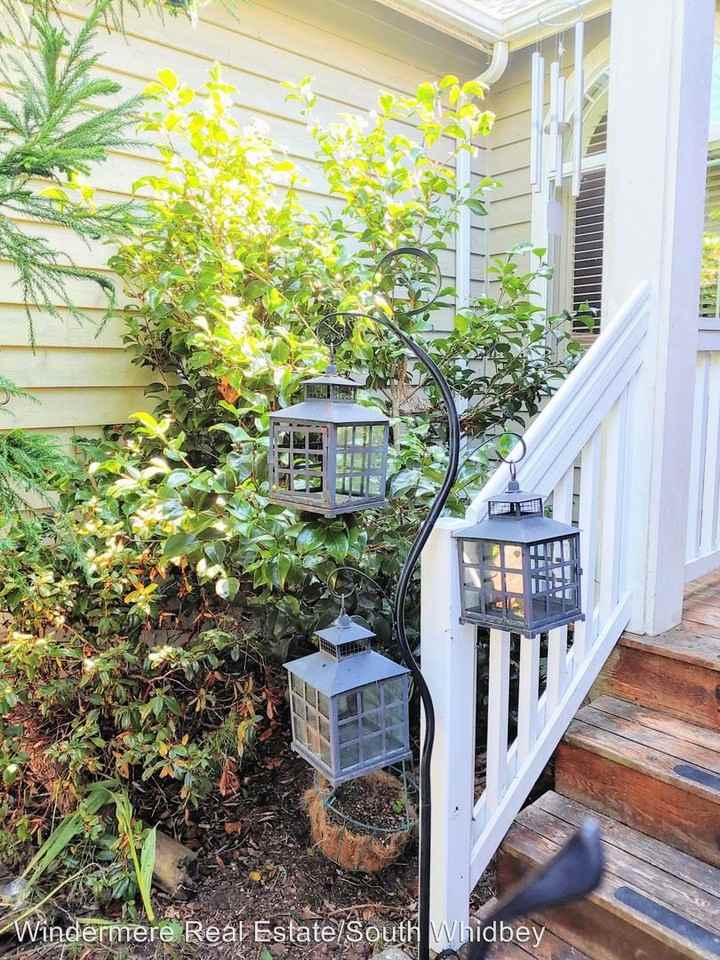 4835 Reindeer Rd - Photo 2 of 20